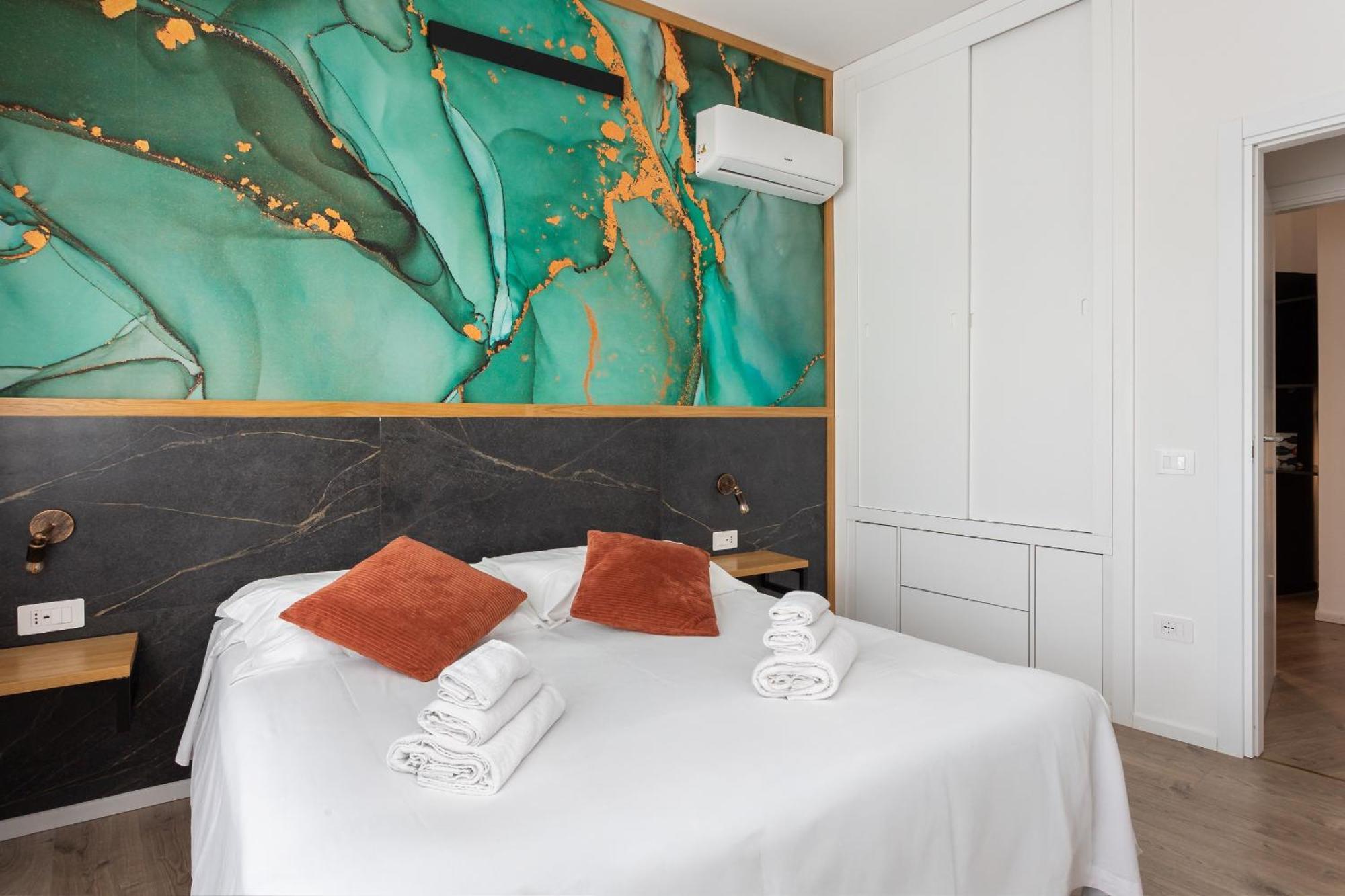New Elegance Suites Guesthouse Oristano Exterior photo